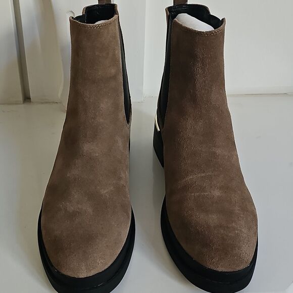 NWT Kenneth New York, Cole Lina 2.0 Chelsea Boot, Dark Taupe, Size 10 - Picture 2 of 8
